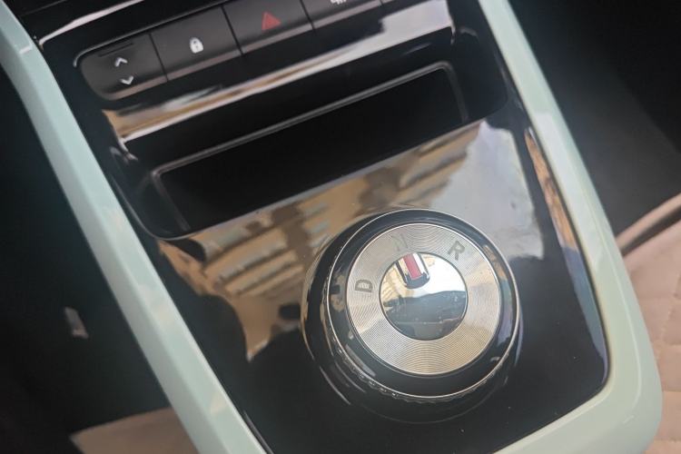 Used Dongfeng NAMMI BOX 2022 Chasing Wind Edition 331KM Advanced Model Gear Lever