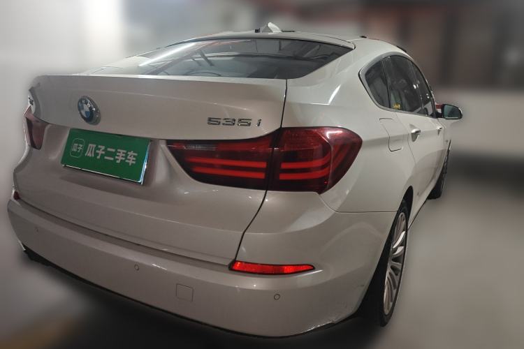 Used BMW 5 Series GT 2014 535i Leading Model Rear Right 45 Deg