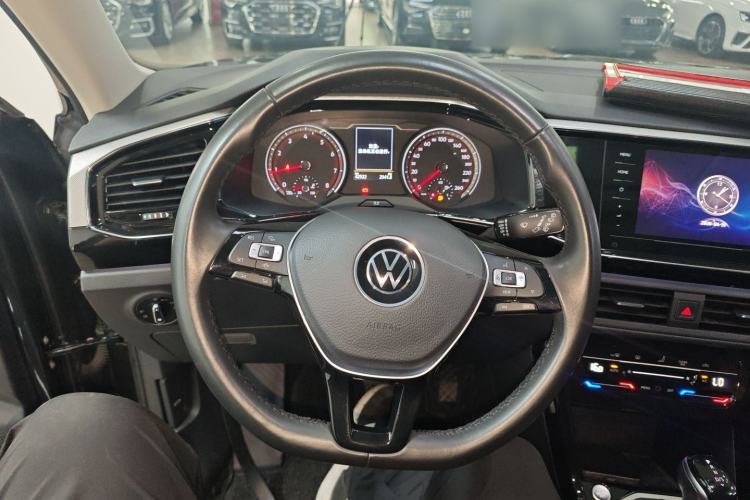 Used Volkswagen Tayron 2022 330TSI Two-Wheel Drive Luxury Smart Connectivity Version
