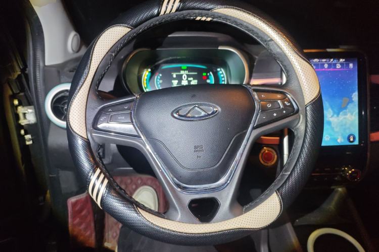 Used Chery Little Ant 2021 Revised Version 150 000 Yuan Ant Fan Edition New Ant Cool Edition Lithium Iron Phosphate Steering Wheel