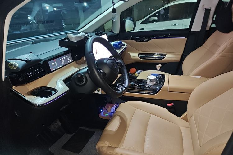 Used GAC Trumpchi E8 New Energy 2024 150km Dragon Roar Starry Night+ Left Front Seat