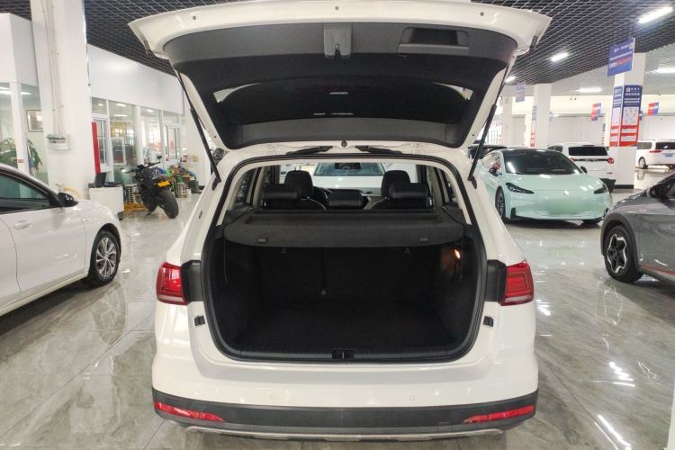 Used Volkswagen Tharu New Energy 2021 Panoramic Deluxe Edition Trunk