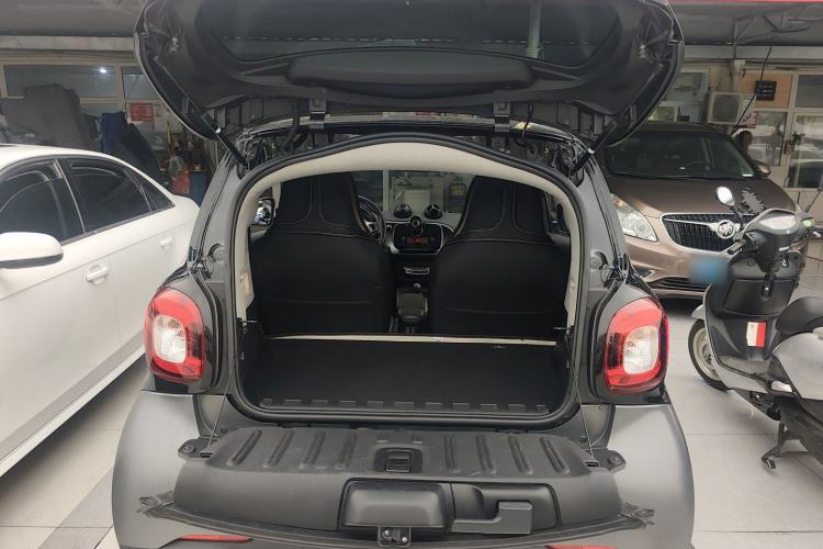 Used smart fortwo 2015 1.0L 52 kW Hardtop Passion Edition
