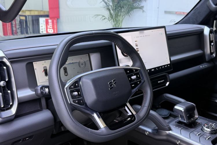 Used JETOUR Traveler 2024 2.0T All-Wheel-Drive CrossPRO+ Entertainment Edition
