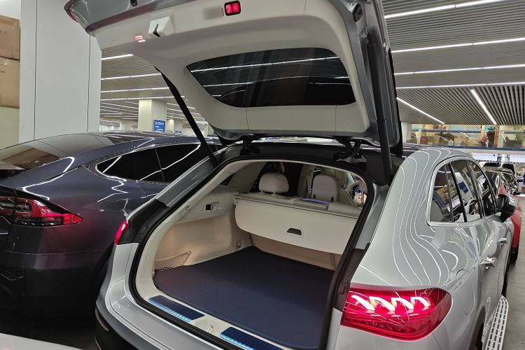 Used Mercedes-Benz EQE SUV 2023 350 4MATIC Luxury Edition