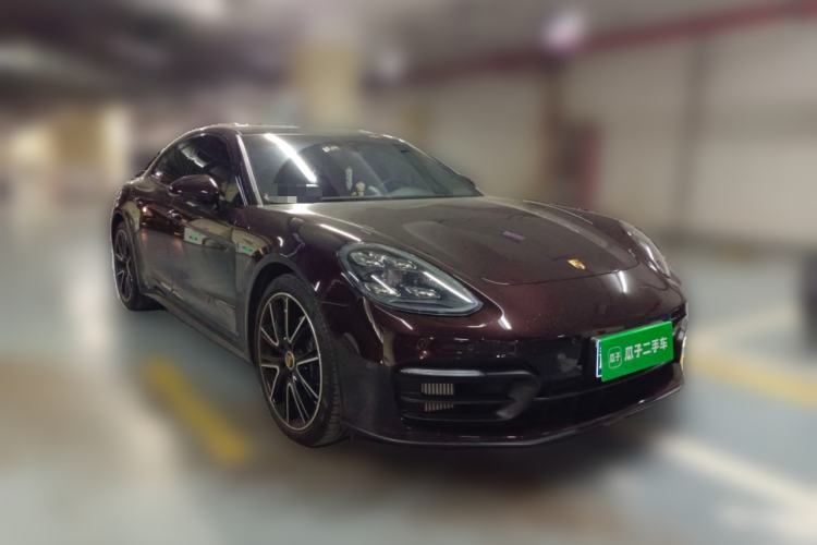 Used Porsche Panamera 
