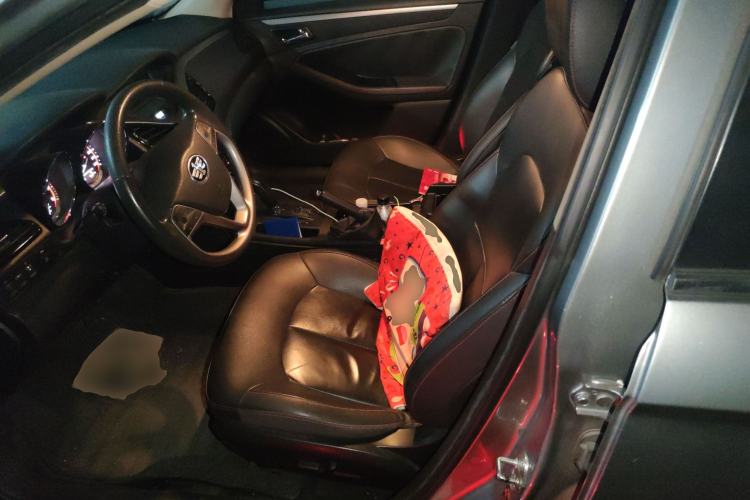 Used Bestune B70 2014 2.0L automatic luxury version