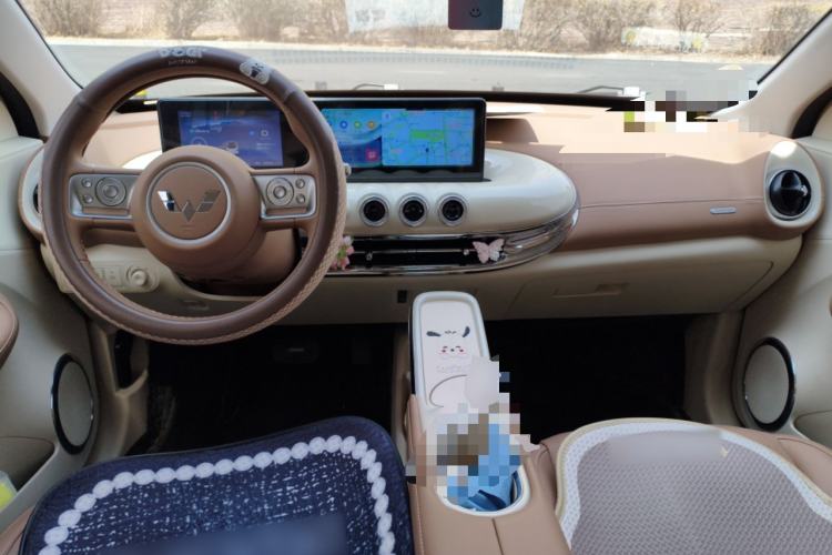 Used Wuling Bingo 2025 333 km Lingxi Deluxe Edition Center Console