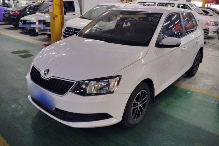 Used Skoda Fabia 2015 1.4L Manual Front-Wheel Drive Model
