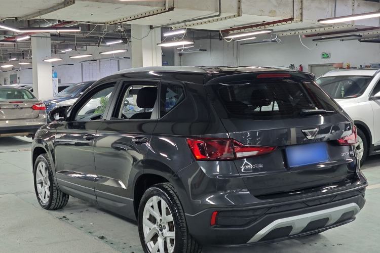 Used Jetta VS5 2022 280TSI Automatic Trendy Pro Version Exterior 8