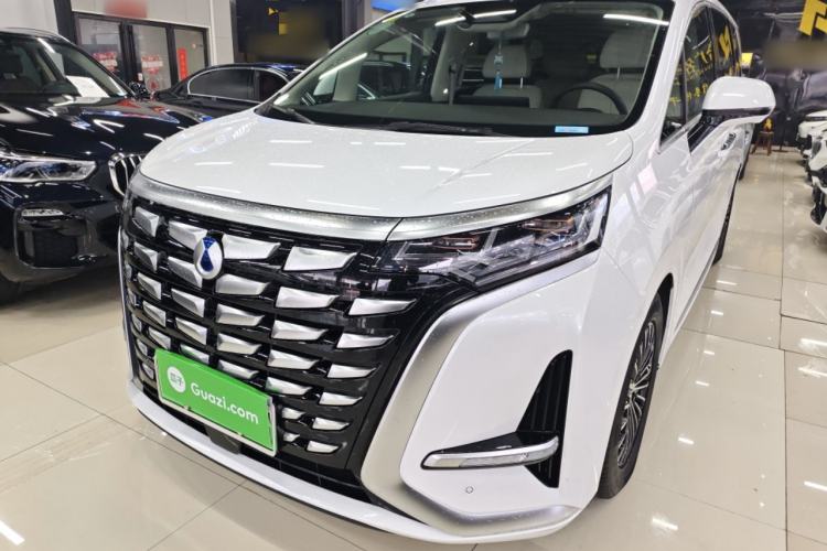 Used Denza D9 2024 DM-i 970 Luxury Model