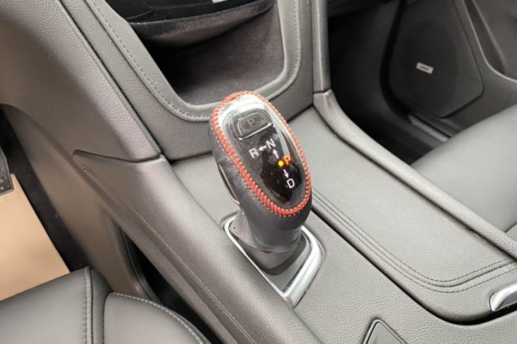 Used Cadillac XT5 2018 25T Luxury Model