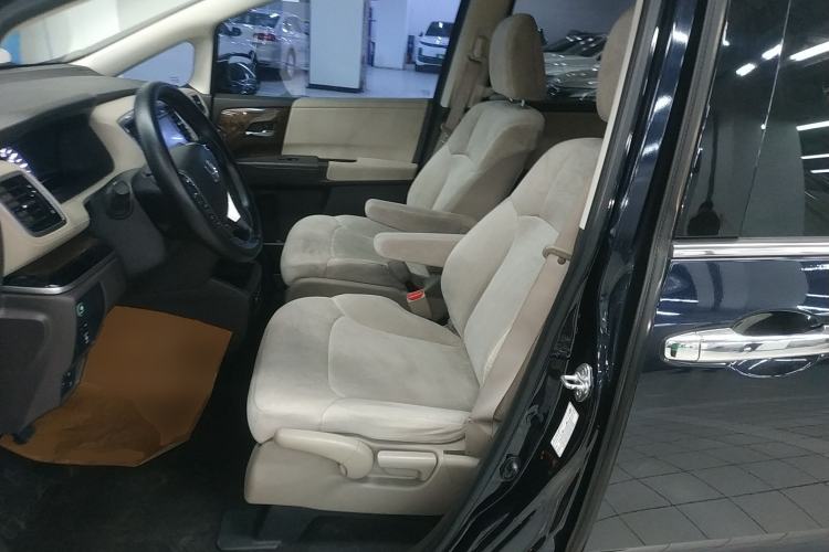 Used Honda Odyssey 2015 Revised Version 2.4L Comfort Edition
