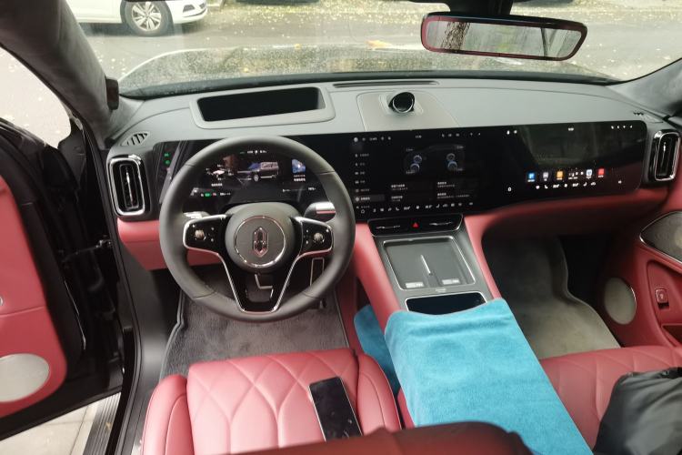 Used Hima AITO M8 2025 Model, Pure Electric Max+ Five-Seat All-Wheel-Drive Version
