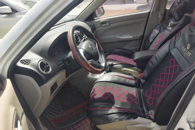 Used CHANGAN Alsvin V3 2015 1.4L Manual Warm-Hearted Model China V Standard
