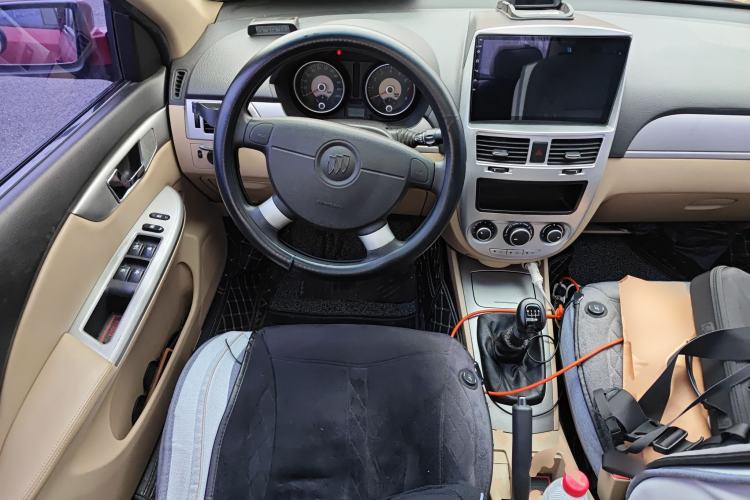 Used Buick Excelle 2011 1.6 LX-MT
