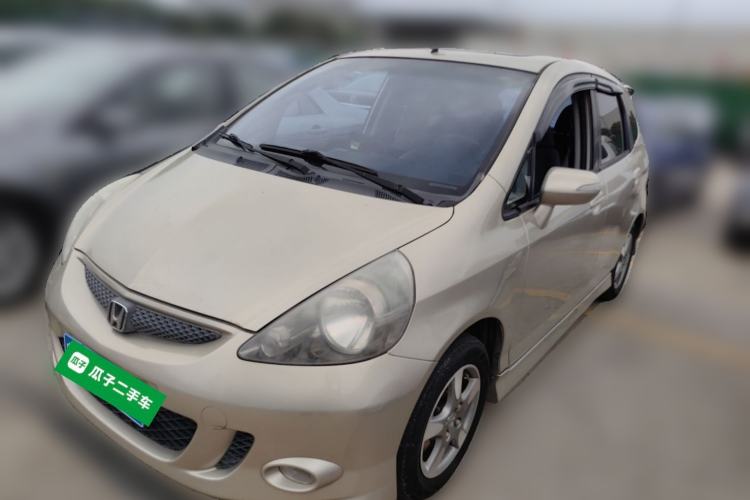 Used Honda Fit 2007 1.5L manual standard version