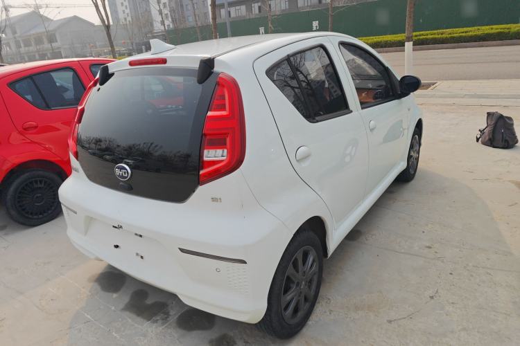 Used BYD e1 2019 YAO Edition Rear Right 45 Deg