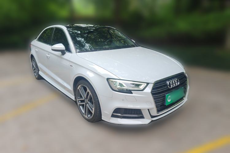 Used Audi A3 2019 Limousine 35 TFSI Sport Edition China V Emission Standard