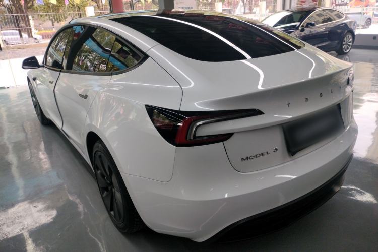 Used Tesla Model 3 2025 Model Revised Rear-Wheel-Drive Version
