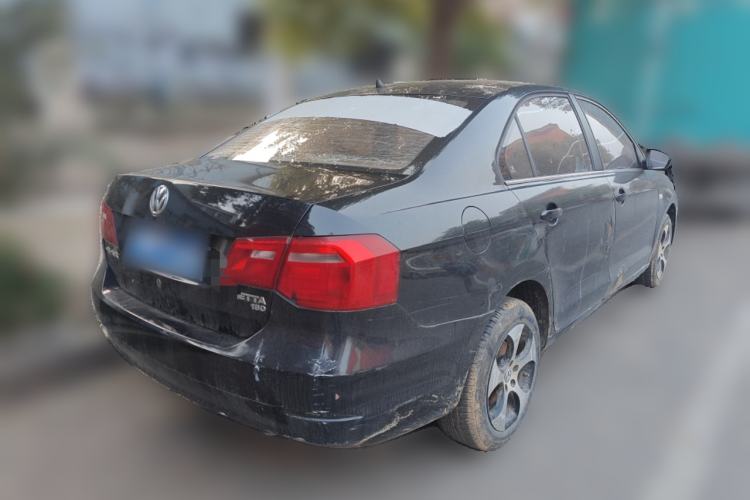 Used Volkswagen Jetta 2015 Value Edition 1.6L Manual Fashionable Style
