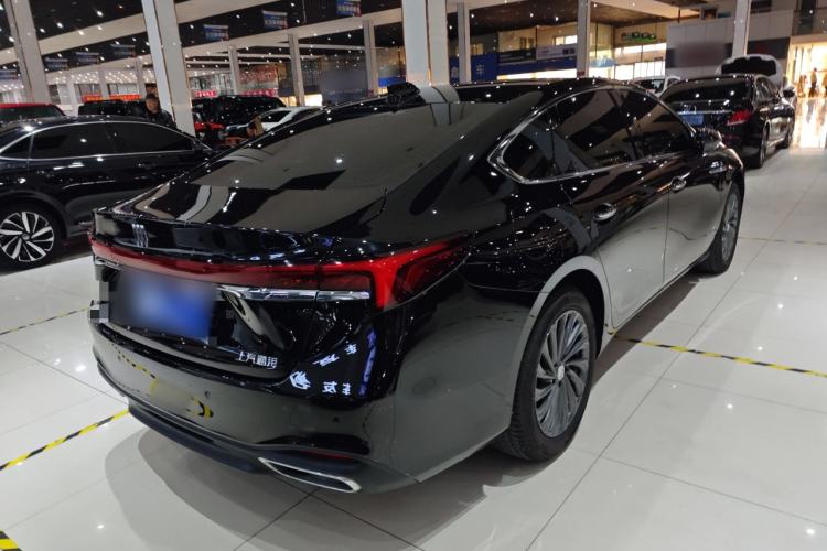 Used Buick LaCrosse 2025 28T Platinum Edition