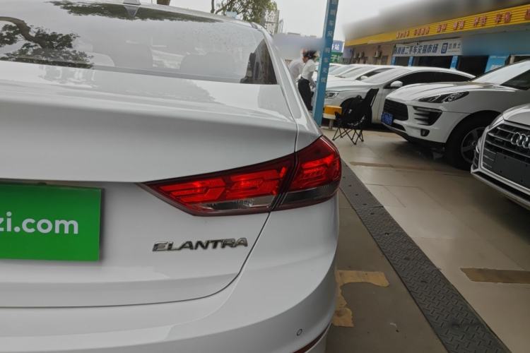 Used Hyundai Elantra (6th Generation / Lingdong) 2019 1.5L CVT ZhiXuan – Elite Version Right Rear Taillight