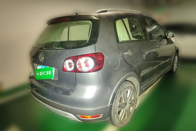 Used Volkswagen Golf 2011 1.4TSI Cross Golf Rear Right 45 Deg