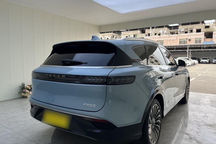 Used VOYAH FREE 2021 Four-Wheel Drive Standard Range-Extended Exclusive Luxury Package
