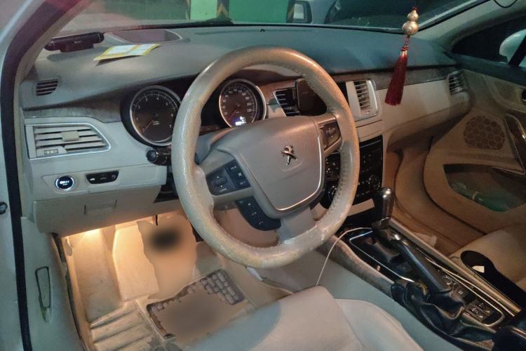 Used Peugeot 508 2013 2.3L 2nd Anniversary Edition Automatic Flagship Model Center Console