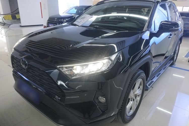Used Toyota RAV4 2021 2.0L CVT Two-Wheel Drive Fashion PLUS Edition