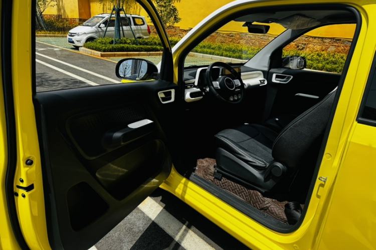 Used Wuling Hongguang MINIEV 2024 3rd Generation 215km Advanced Version