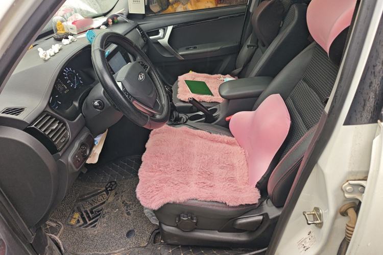 Used Chery Tiggo 3 2016 1.6L Manual ZhiShang Edition Left Front Seat