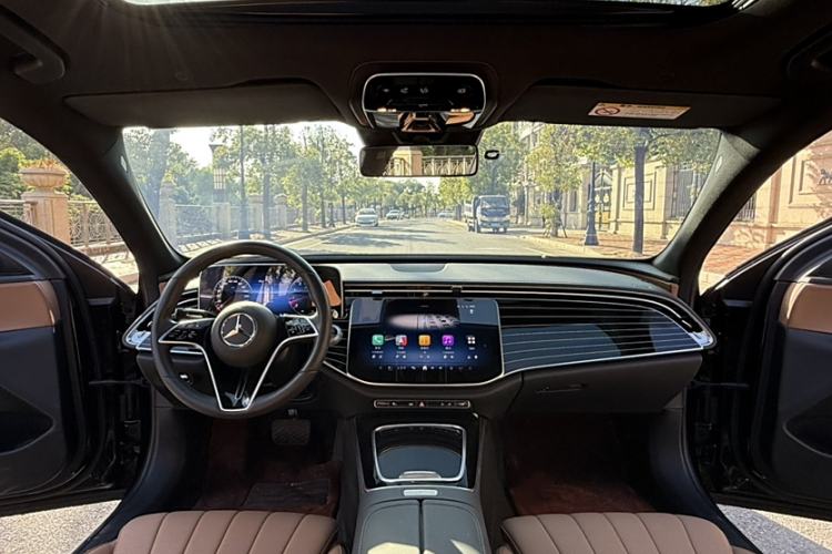 Used Mercedes-Benz E-Class 2024 E 260 L
