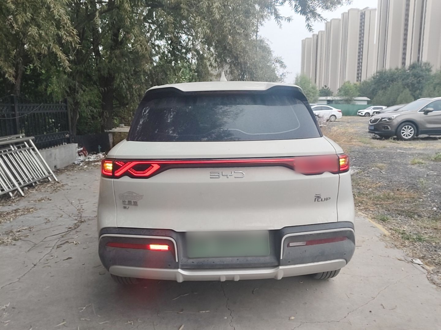 BYD Yuan UP 2025 Model 301KM Leading Version — снимка 5