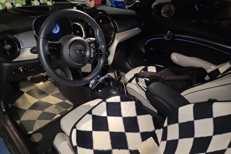 Used MINI 2022 Revised 2.0T COOPER S CABRIO Sidewalk Center Console