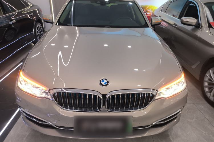 Used BMW 5 Series New Energy 2019 Updated Version 530Le Luxury Package Front
