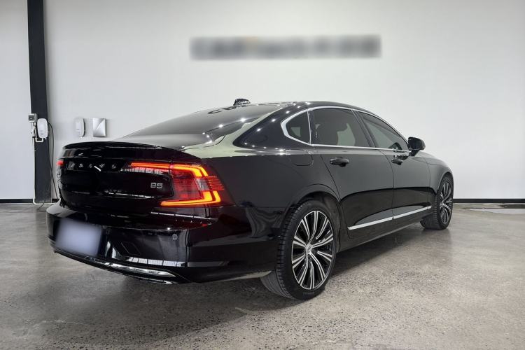 Used Volvo S90 2024 B5 Zhiyuan Luxury Edition
