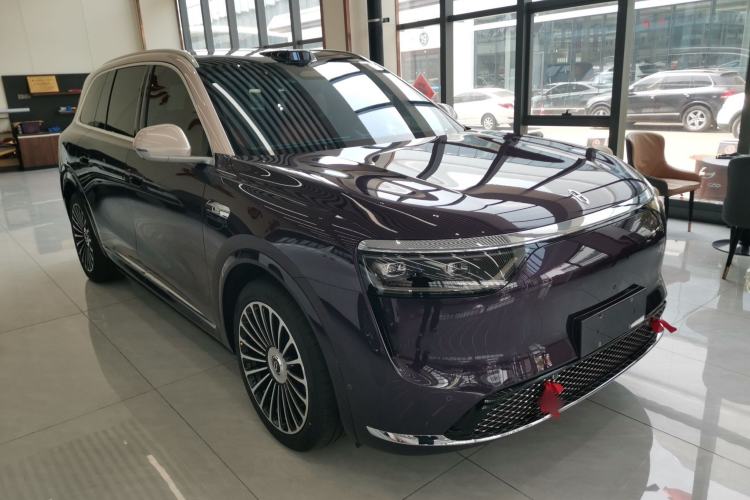 Used Hima AITO M8 2025 Model Pure Electric Max+ Five-Seat Long-Range Version Front Right 45 Deg