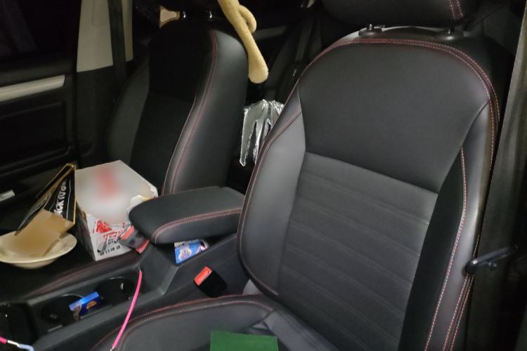 Used Volkswagen Lamando 2015 230TSI DSG Fashion Edition Left Front Seat