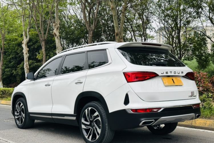 Used JETOUR X90 2019 1.6T DCT Luxury Touring Edition 5 Seats China VI Standard Exterior 11