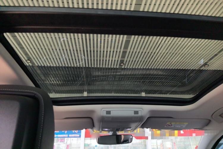 Used Volkswagen Magotan 2023 2 Million Units Limited Edition 330TSI DSG Leading Version
