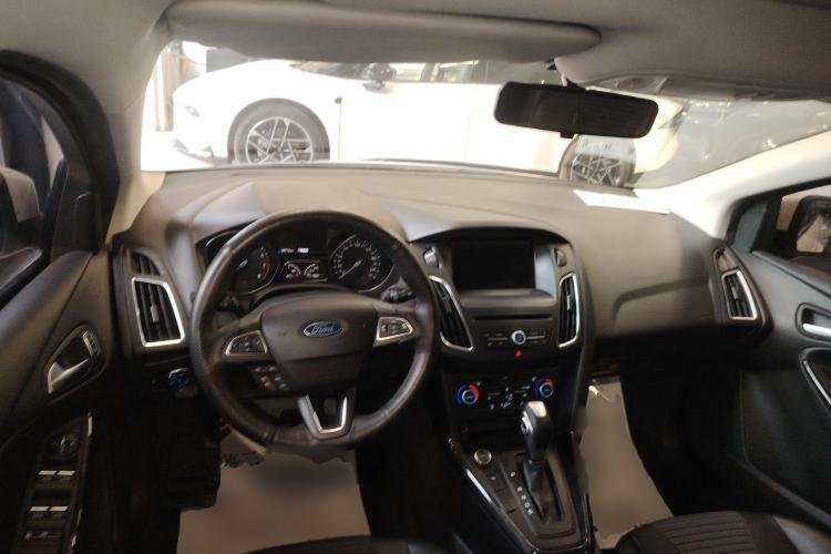 Used Ford Focus 2018 Hatchback Classic EcoBoost 180 Automatic Elite Model
