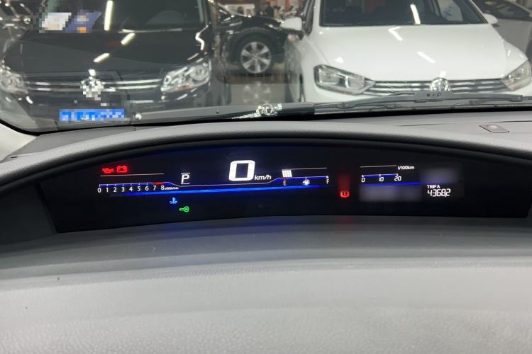 Used Honda Jade 2014 1.8L Automatic Comfort Elite Version 5 Seats