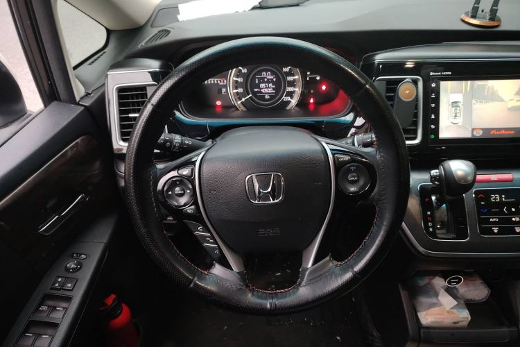 Used Honda Elysion 2016 2.4L Comfort Edition
