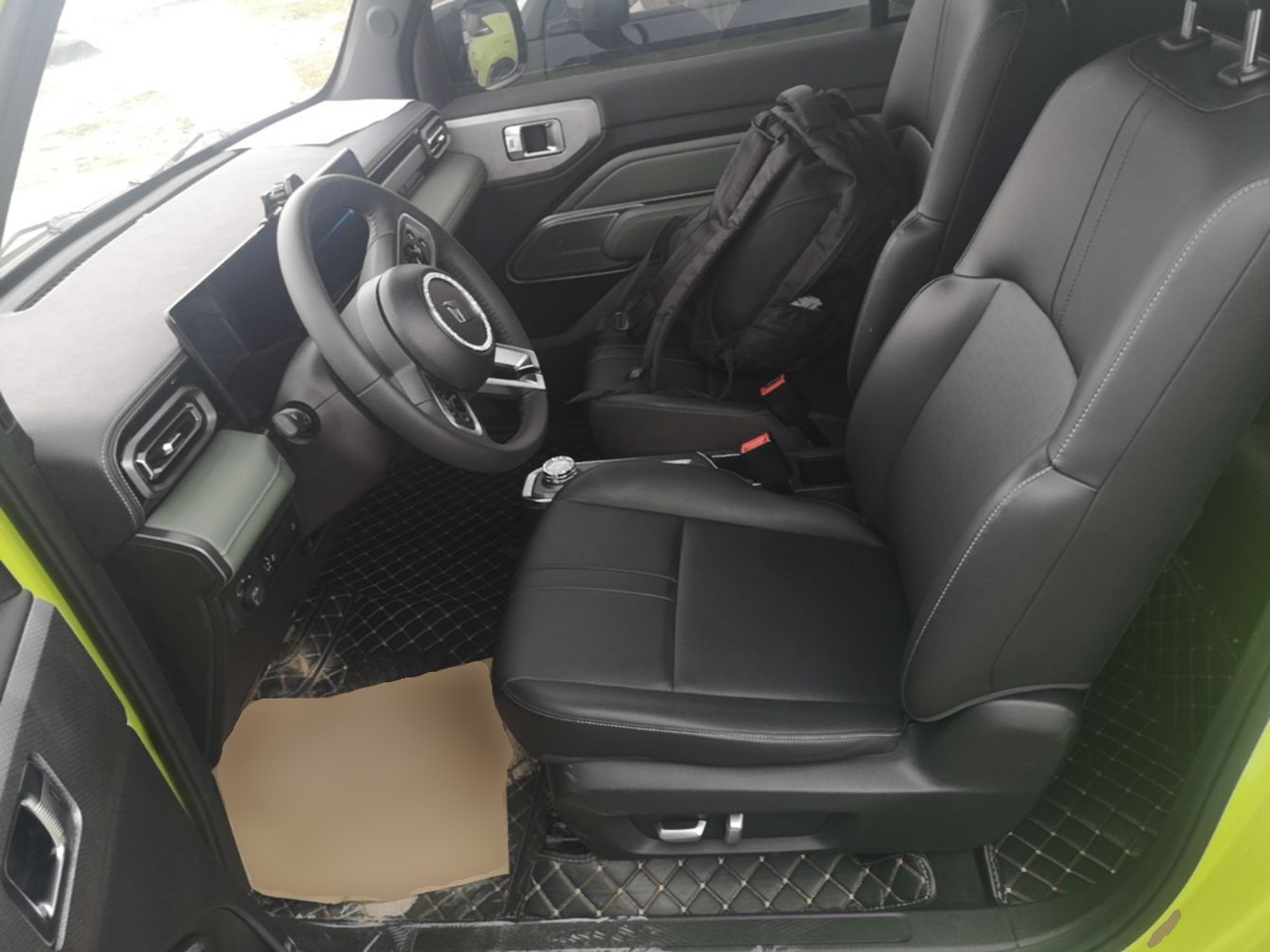 Interior delantero