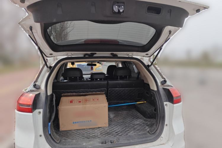 Used Geely Auto Emgrand X7 Sport 2016 2.0L Manual Smart Connect Version
