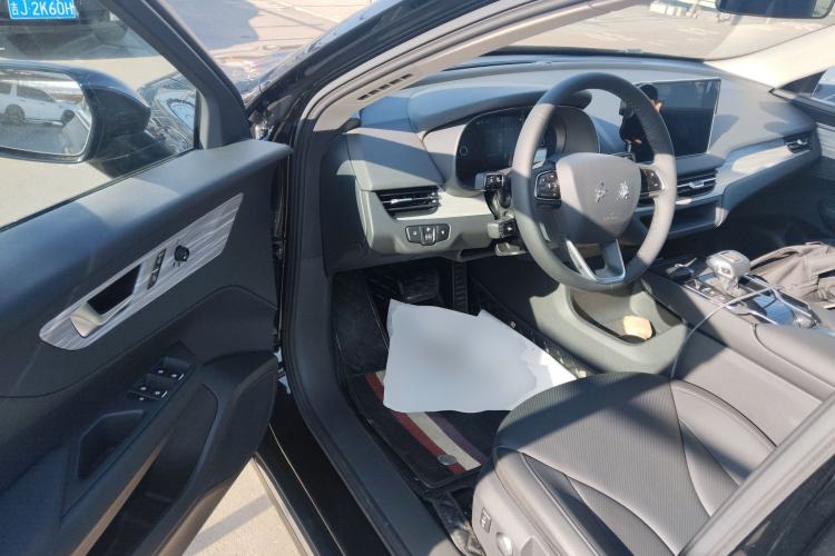 Used Hongqi E-QM5 2024 610 km PLUS