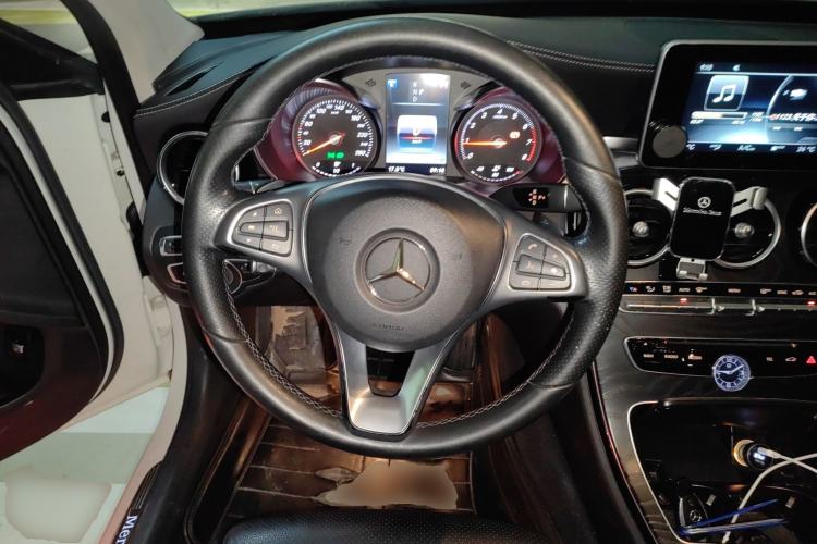 Used Mercedes-Benz C-Class 2017 Facelift C 200 L Sport Edition