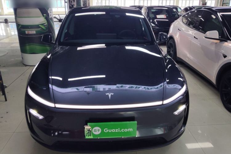 Used Tesla Model Y 2025 Rear-Wheel-Drive Version
